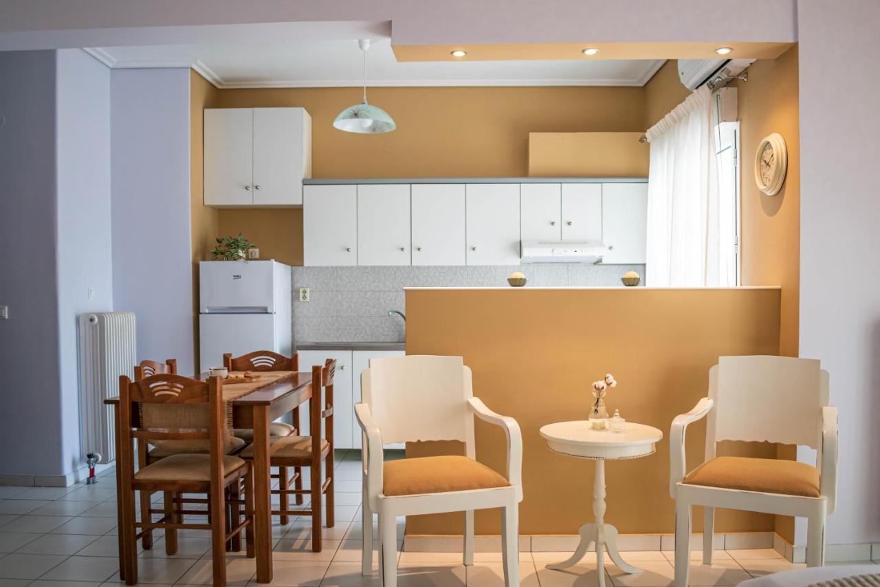 4keys House 2 *