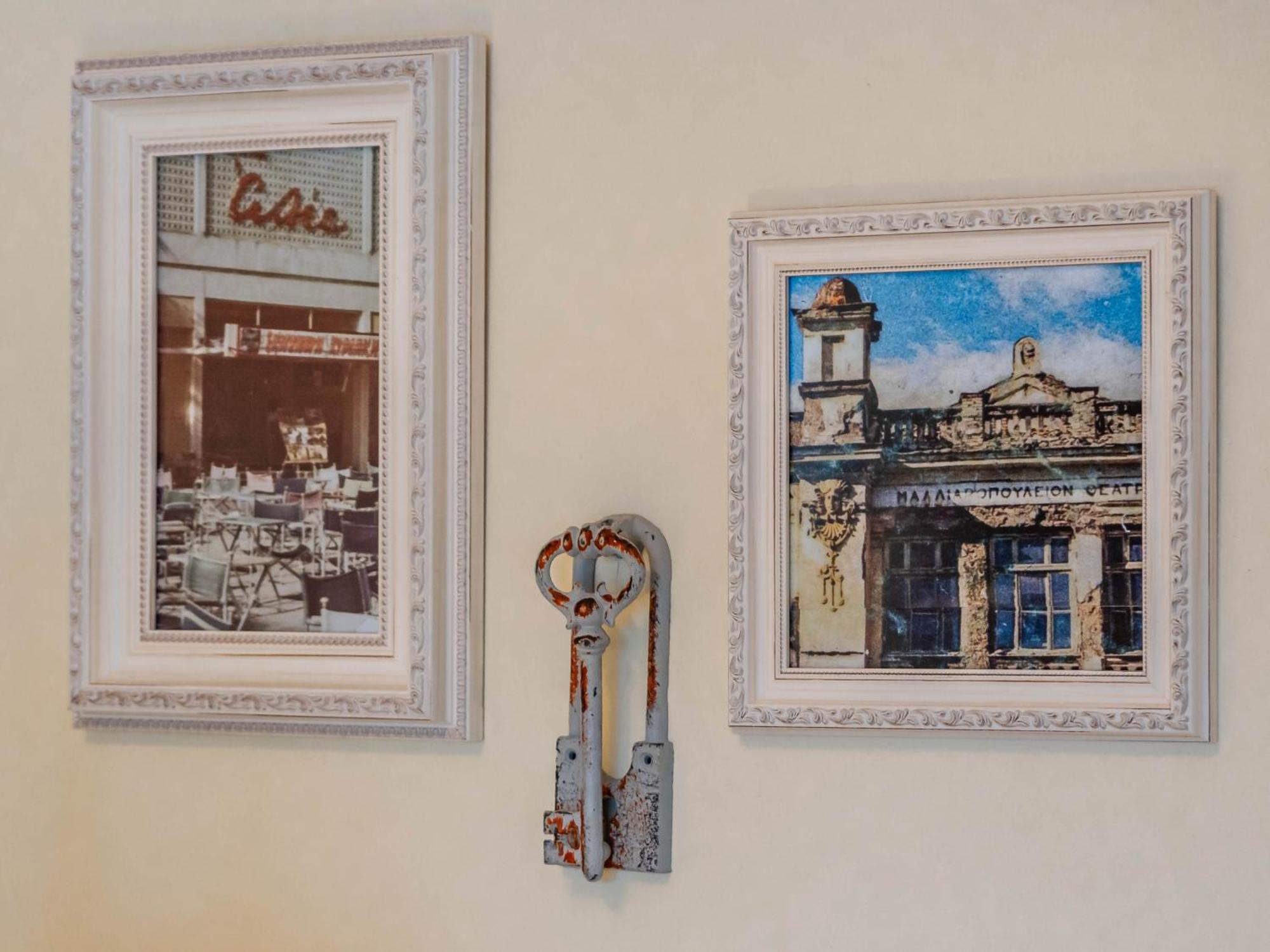 4keys House 2 *