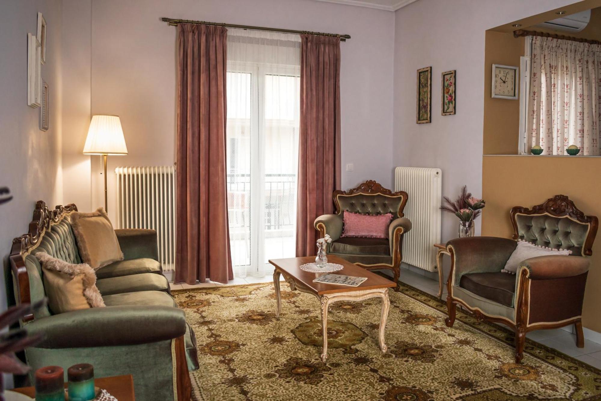 4keys House 2 * Tripoli