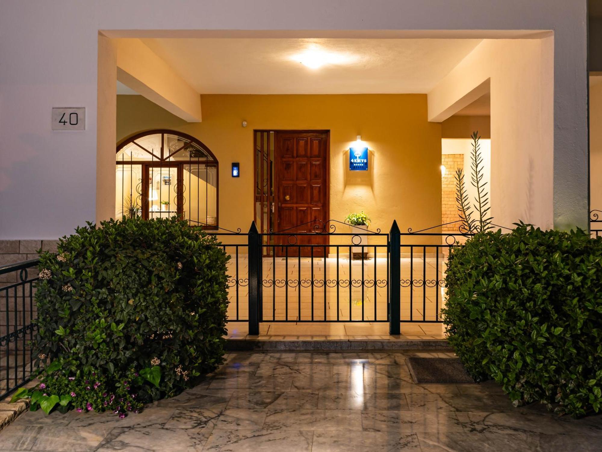 Apartment 4keys House 2 *